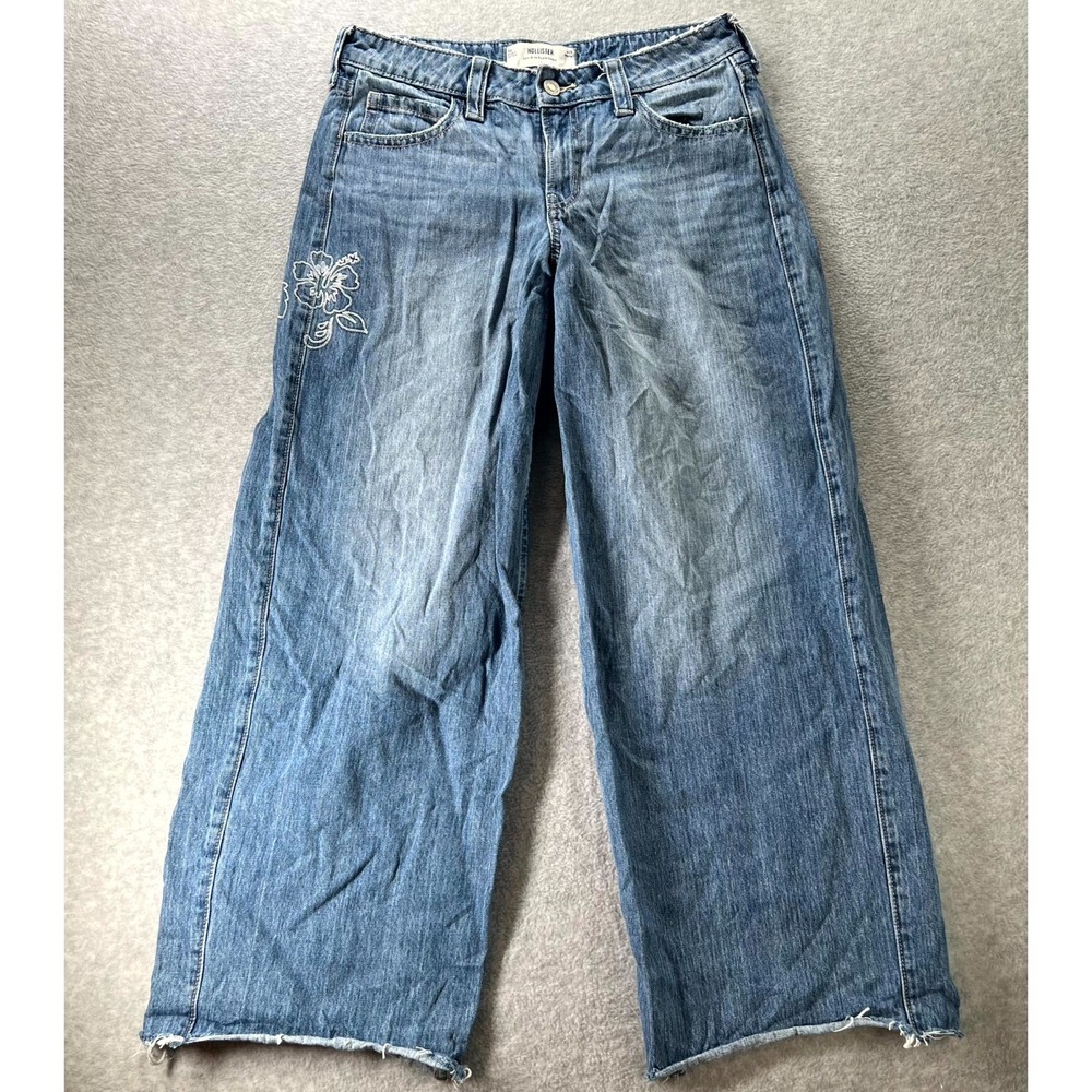 Hollister Low Rise Super Baggy Jeans Women 8 Blue Denim Floral Embroidery Casual